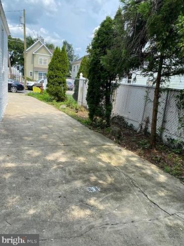 631 Beideman Ave, Camden, NJ 08105-1544