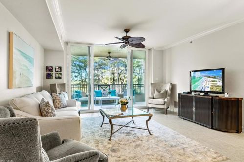 2728 Tiburon Blvd, Naples, FL 34109-3608