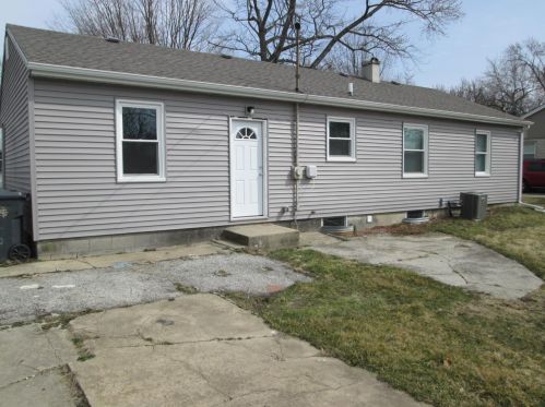 903 Main St, Crown Point, IN 46307-4817