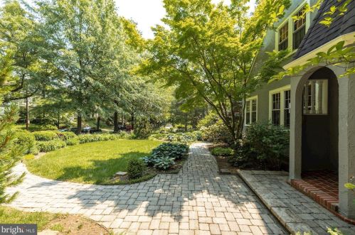 3932 Military Rd, Washington, DC 20015-2928
