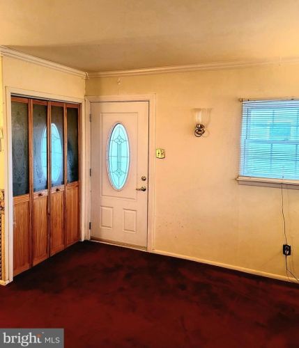 623 Natalie Ln, Norristown, PA 19401-3101