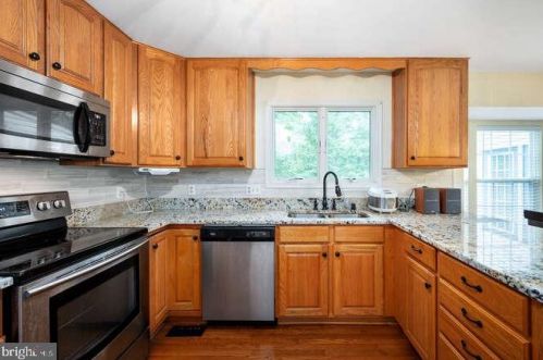 10406 Colechester St, Fredericksburg VA  22408-9553 exterior