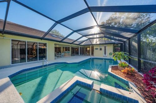 209 Silverado Dr, Naples, FL 34119-4615