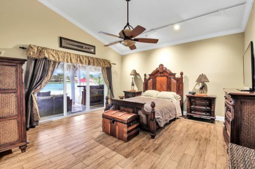 8813 Wendy Ln, West Palm Beach FL  33411-6522 exterior