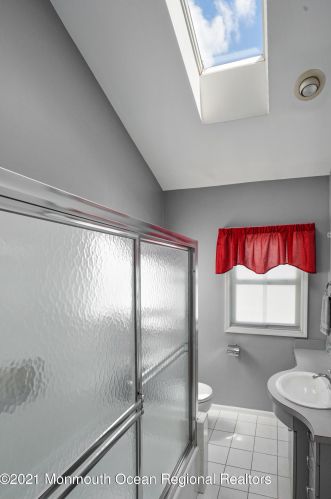 22 Wardell Pl, Tinton Falls NJ  07712-4856 exterior