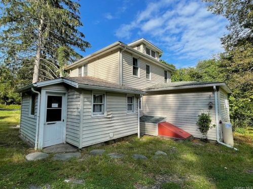 1556 Shandelee Rd, Lew Beach NY  12758-7534 exterior