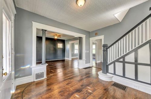 434 Winter Ave, New Castle PA  16105-2498 exterior