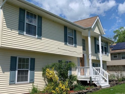 4 Bernadette Way, Washingtonville, NY 10992-1754