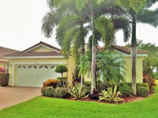 9825 Lemonwood Way, Boynton Beach FL  33437-5468 exterior