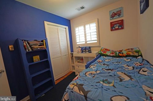 409 Belvedere Dr, Charles Town WV  25414-1267 exterior