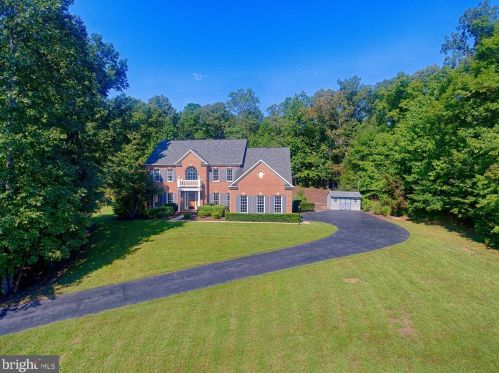 3184 Somerset Dr, Jeffersonton, VA 22724-1798