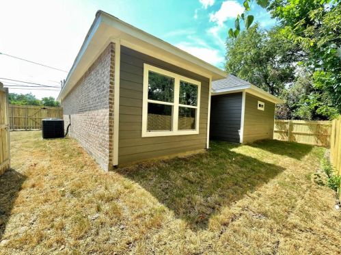 1817 Wesley St, Greenville TX  75401-3356 exterior