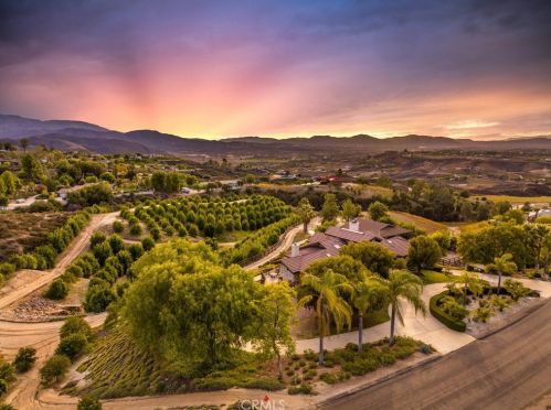 41777 Parado Del Sol Dr, Temecula CA  92592-8998 exterior