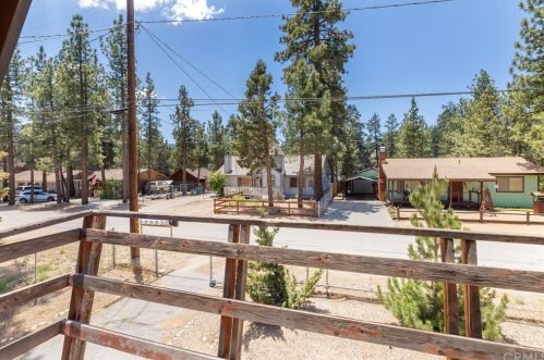 236 Whipple Dr, Big Bear City CA  92314-9163 exterior