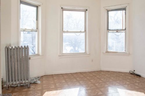 93 16th St, East Orange NJ  07017-5212 exterior