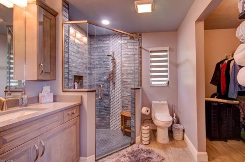 113 41 St, Cape Coral FL  33904-5127 exterior