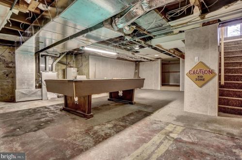 458 Highland St, Harrisburg PA 17113-1536 exterior