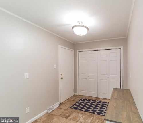 4834 Hogan Dr, Wilmington DE  19808-1713 exterior
