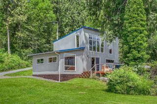 1103 Lake Roesiger Rd, Snohomish, WA 98290-7510