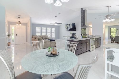 1996 Stratford Way, Palm City FL  34990-2016 exterior