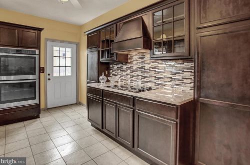 424 Boas St, Harrisburg PA 17102-1708 exterior