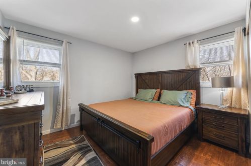 21 Clamer Ave, Collegeville PA  19426-2303 exterior