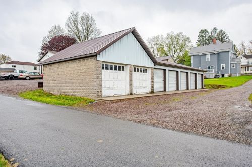 717 5th Ave, Berlin, PA 15530-1554