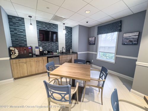 36 Winding River Rd, Lakewood NJ  08701-5733 exterior