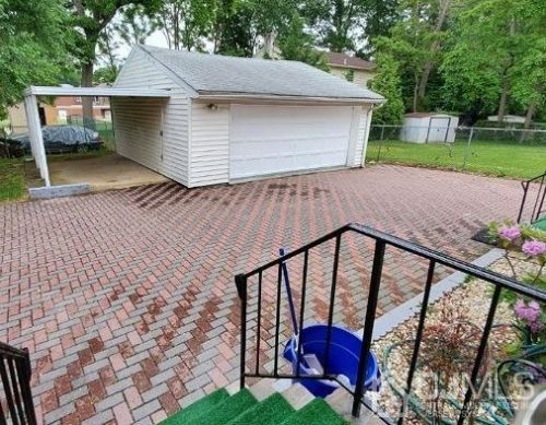 784 Ctr St, Green Brook NJ  08812-1510 exterior