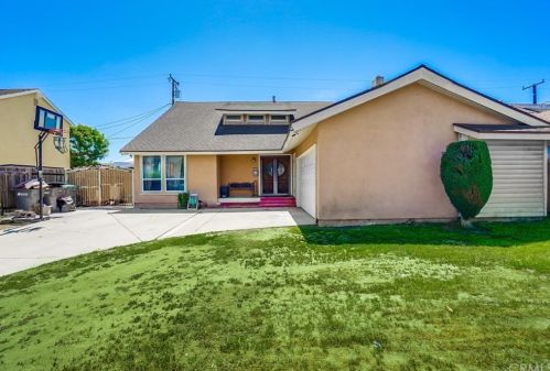 1512 218th St, Long Beach, CA 90745-2403