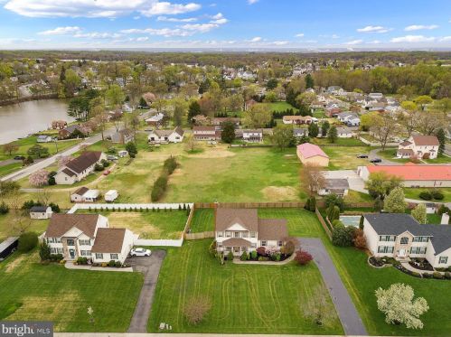 15 Lake Narraticon Dr, Swedesboro NJ  08085-3417 exterior