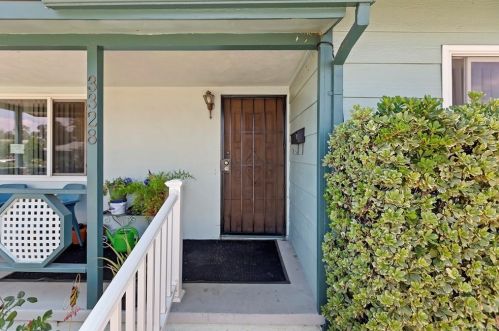 3328 Erwin St, San Bernardino, CA 92404-2605