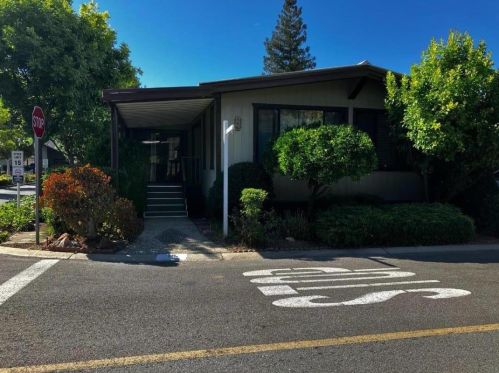 19 Quail Hollow Dr, San Jose, CA 95128-4526