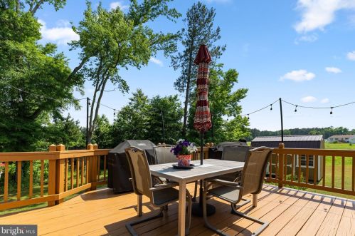 84 Cove Ln, Montross VA  22520-4026 exterior