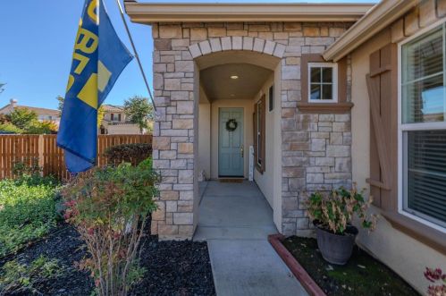 7582 Colbert Dr, Rancho Murieta, CA 95683-8803