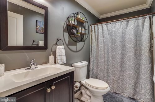 6738 Sharps Rd, Slaughter Beach DE  19963-4194 exterior