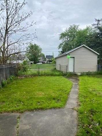 589 Spruce Ave, Hermitage PA  16146-4013 exterior