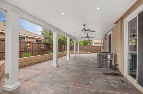 3796 Vine Maple Rd, San Bernardino CA  92407-9020 exterior