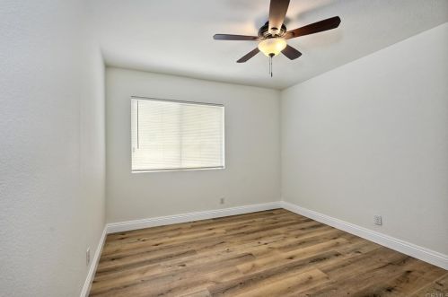 19390 White Birch Ct, Lake Elsinore CA  92530-6374 exterior