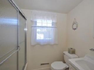 15 Durkin Dr, South Kingstown RI  02882-5108 exterior