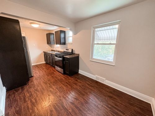 827 Woodward St, Mckeesport PA  15132-1660 exterior