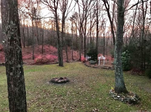 55 Cathole Rd, Litchfield, CT 06750-1419