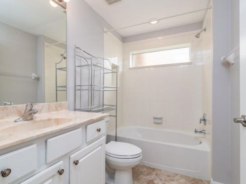 15081 Cortona Way, Naples FL  34120-0669 exterior