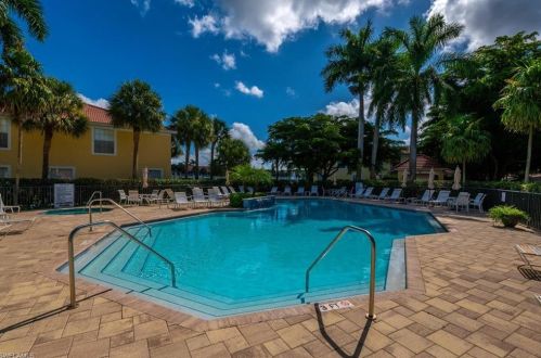 2120 Arielle Dr, Naples FL  34109-0329 exterior