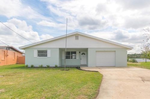 411 Acacia Cir, Daytona Beach, FL 32127-6104