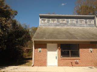 2100 Continental Ave, Tallahassee FL  32304-1612 exterior