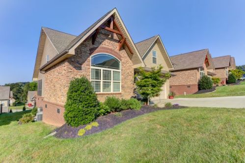 8115 Villa Grande Ln, Knoxville, TN 37938-7406