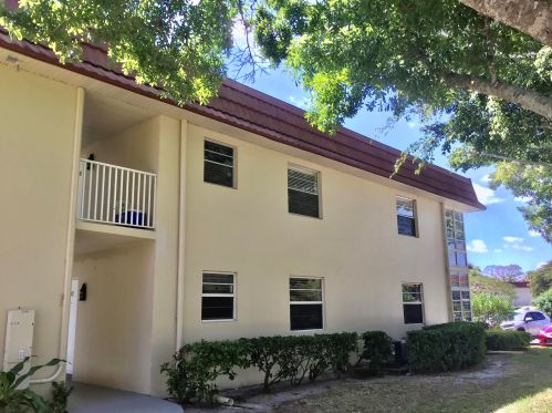 31 Pine Arbor Ln, Vero Beach, FL 32962-4635
