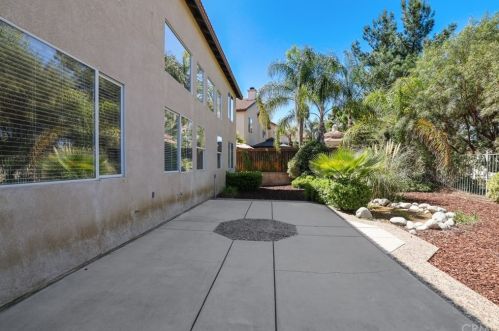 43610 Ortona St, Temecula CA  92592-3878 exterior