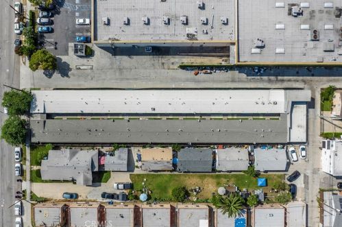 345 20th St, Long Beach CA  90806-4964 exterior